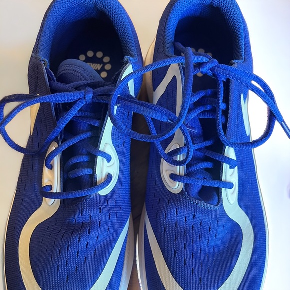 NWOT Nike Joyride Run Youth Royal Blue/White/Volt Size 5.5 - Picture 6 of 11